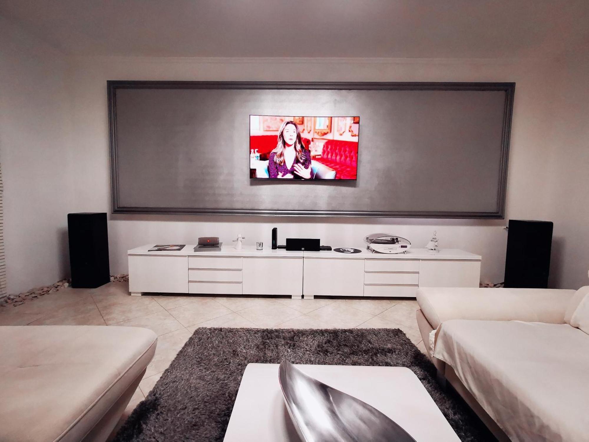 Ferienwohnung Luxury Basement In The Surrounding Of Budapest Mogyoród Exterior foto